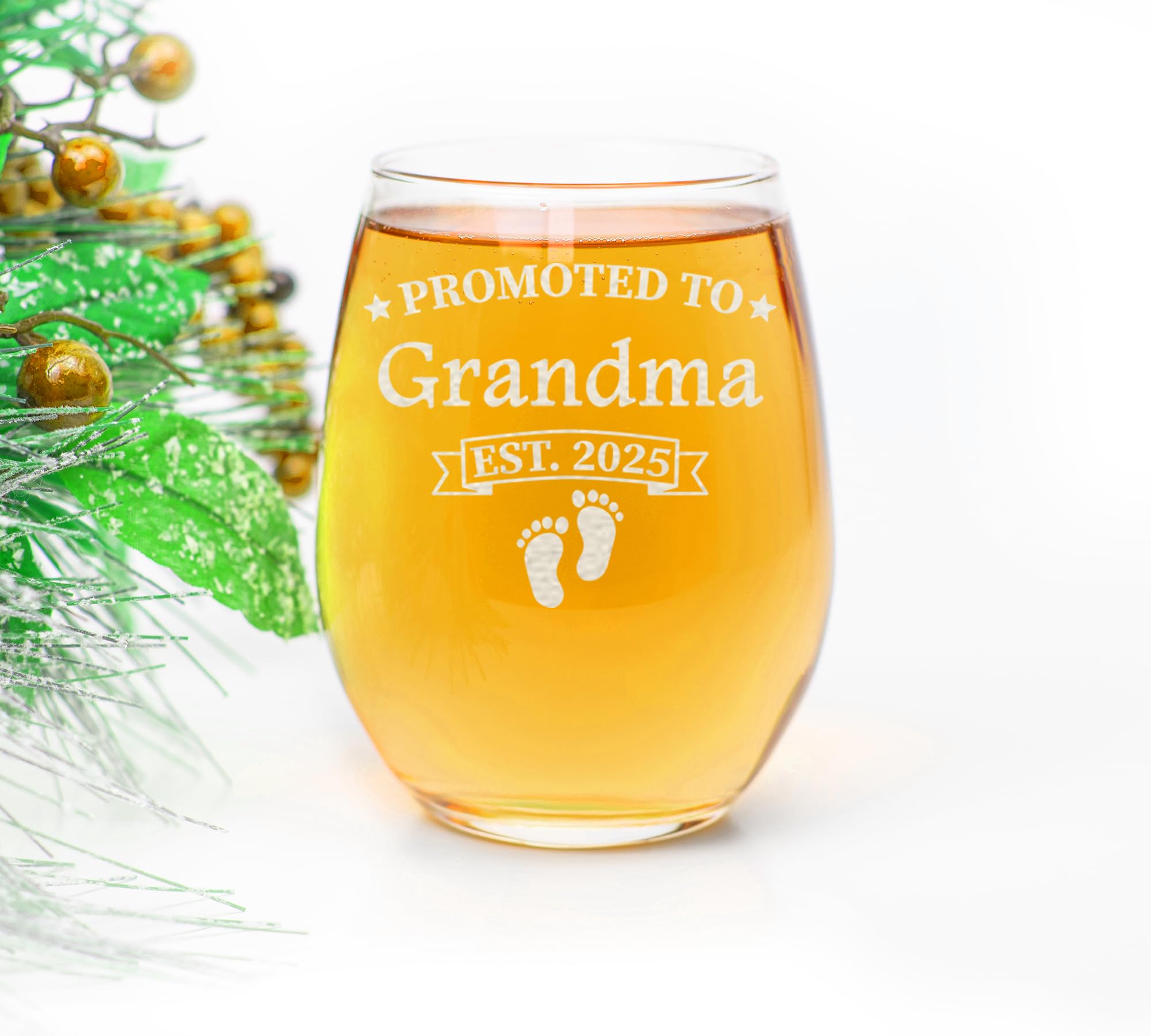 CARVELITA Promoted to Grandma Glass, Est 2025, 15oz Stemless Wine Glass for New Grandmas, Pregnancy Announcement Gift for Her, First Time Grandma Gift, Mother’s Day Pregnancy Reveal