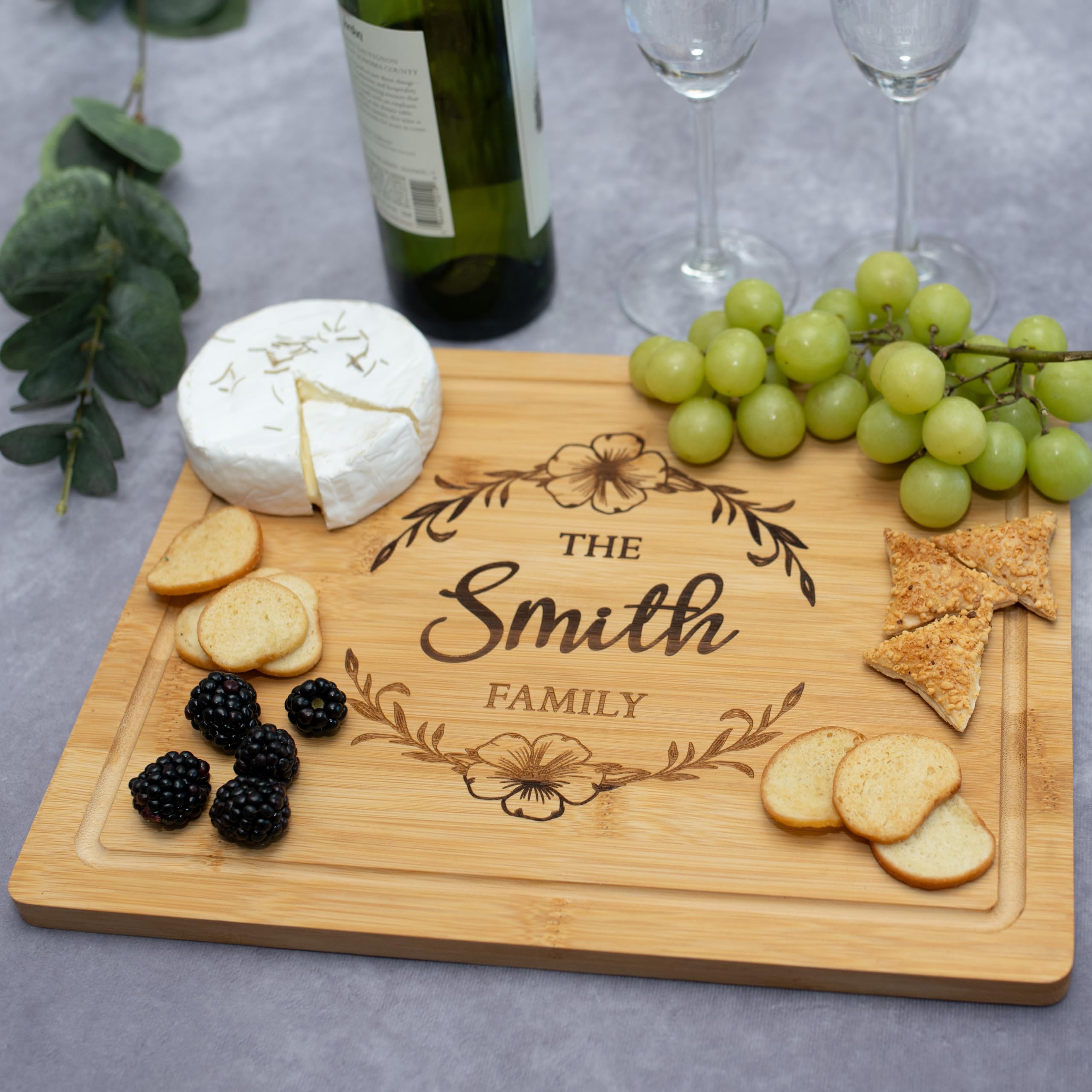 Personalized Bamboo Cutting Boards for Family, Last Name and Initials, Custom Engraved Cutting Board for Wedding Gifts, Newlywed Gifts