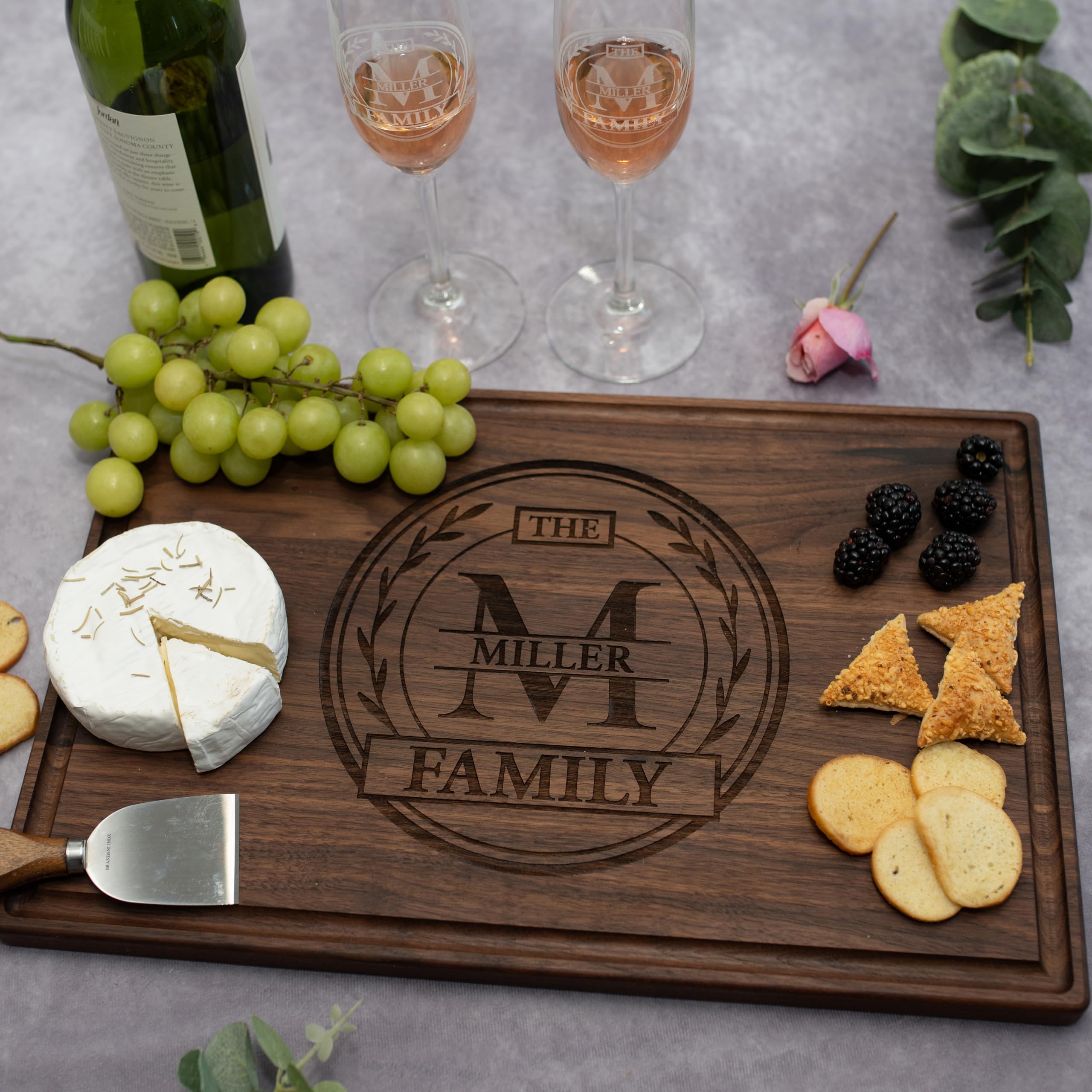Personalized Bamboo Cutting Boards for Family, Last Name and Initials, Custom Engraved Cutting Board for Wedding Gifts, Newlywed Gifts